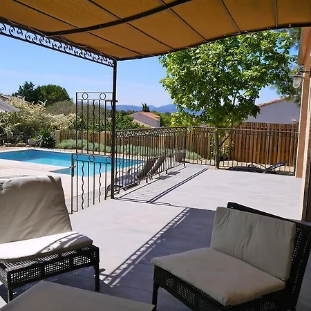 Pergola Hébergement de vacances *